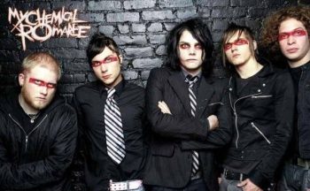 My Chemical Romance  Poster - group photo - p32